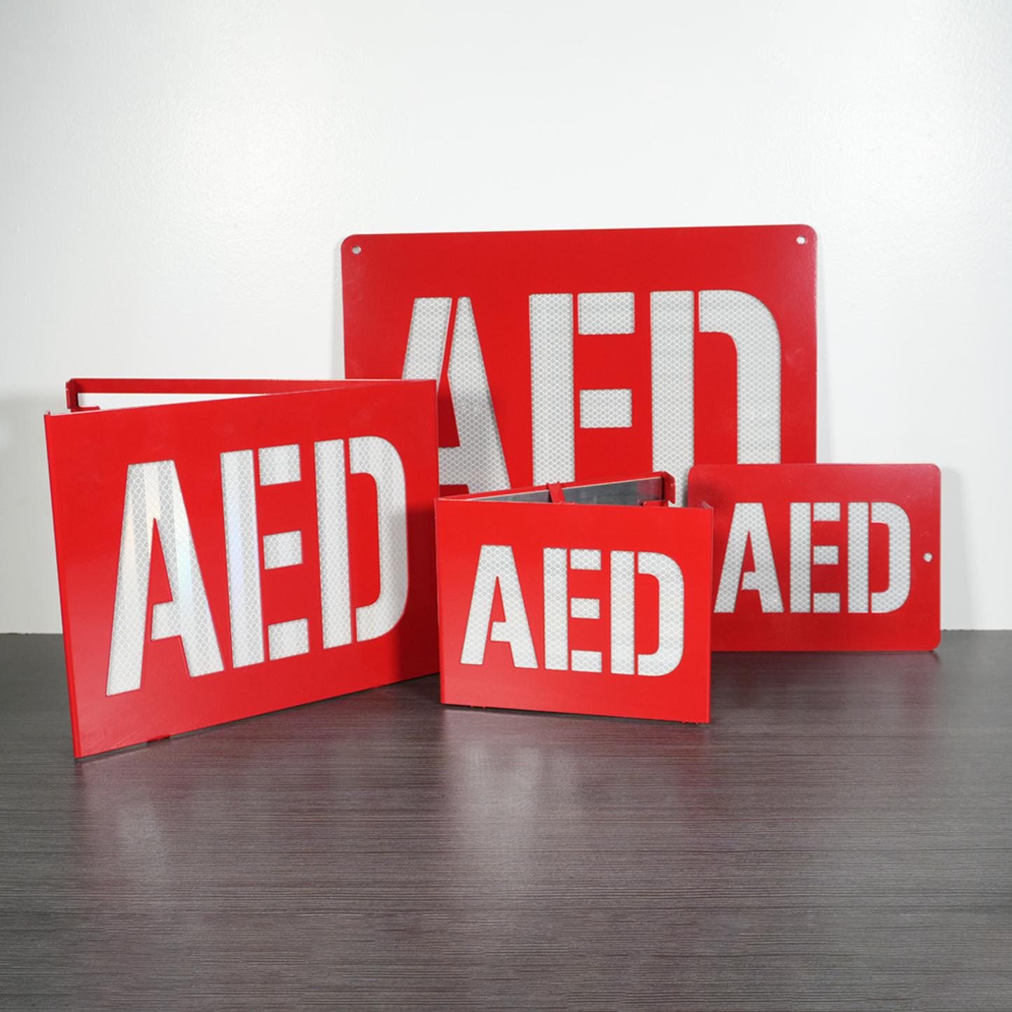 AED Locator Sign – Reflective Emergency Placard